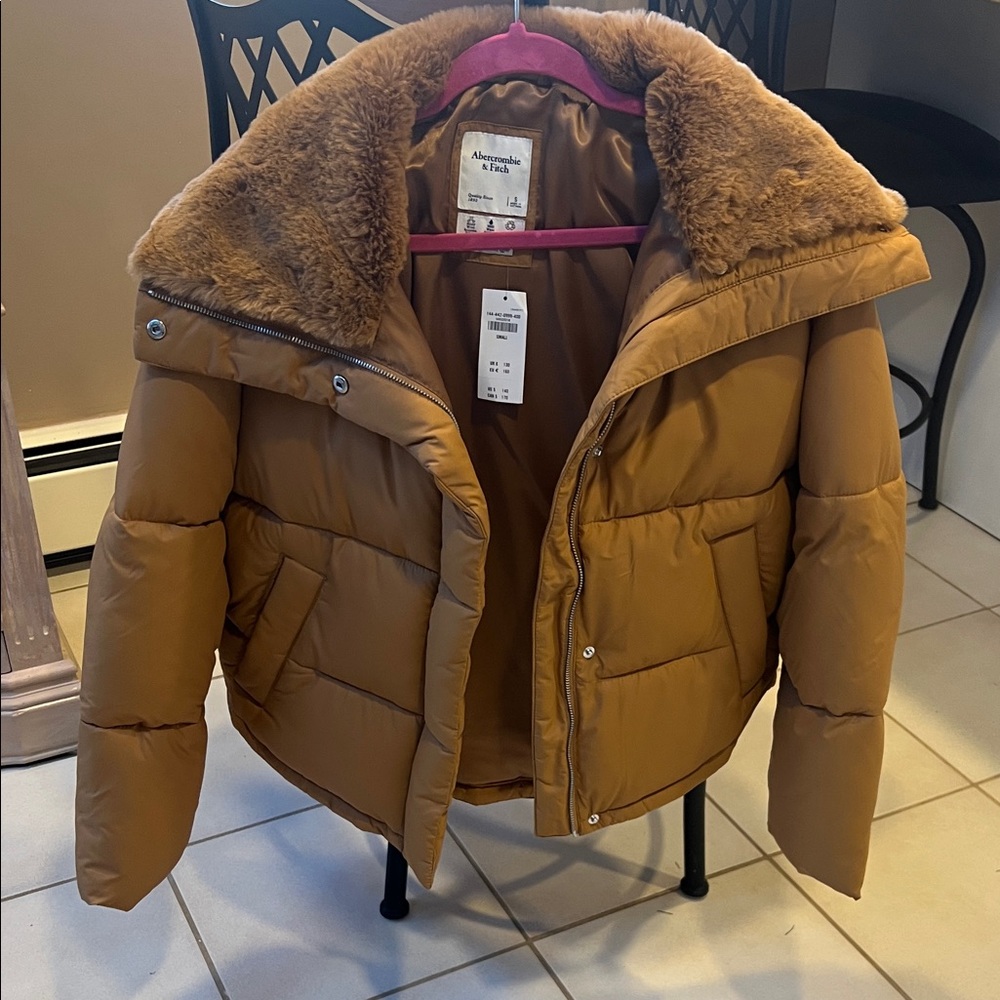 Abercrombie & Fitch Brown Puffer Jacket with Faux Fur Collar